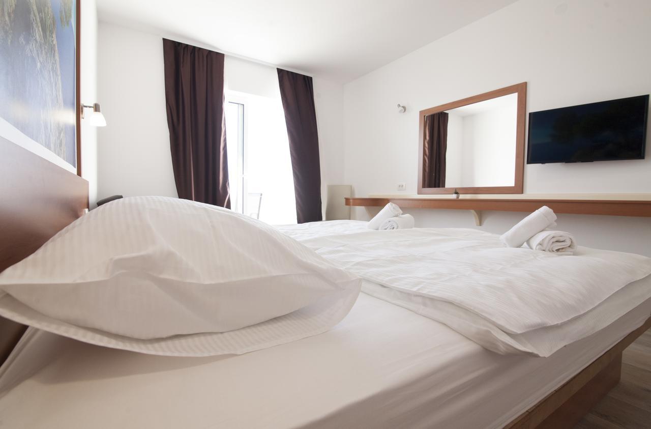 Villa Amorena - Adults Only โบล ภายนอก รูปภาพ